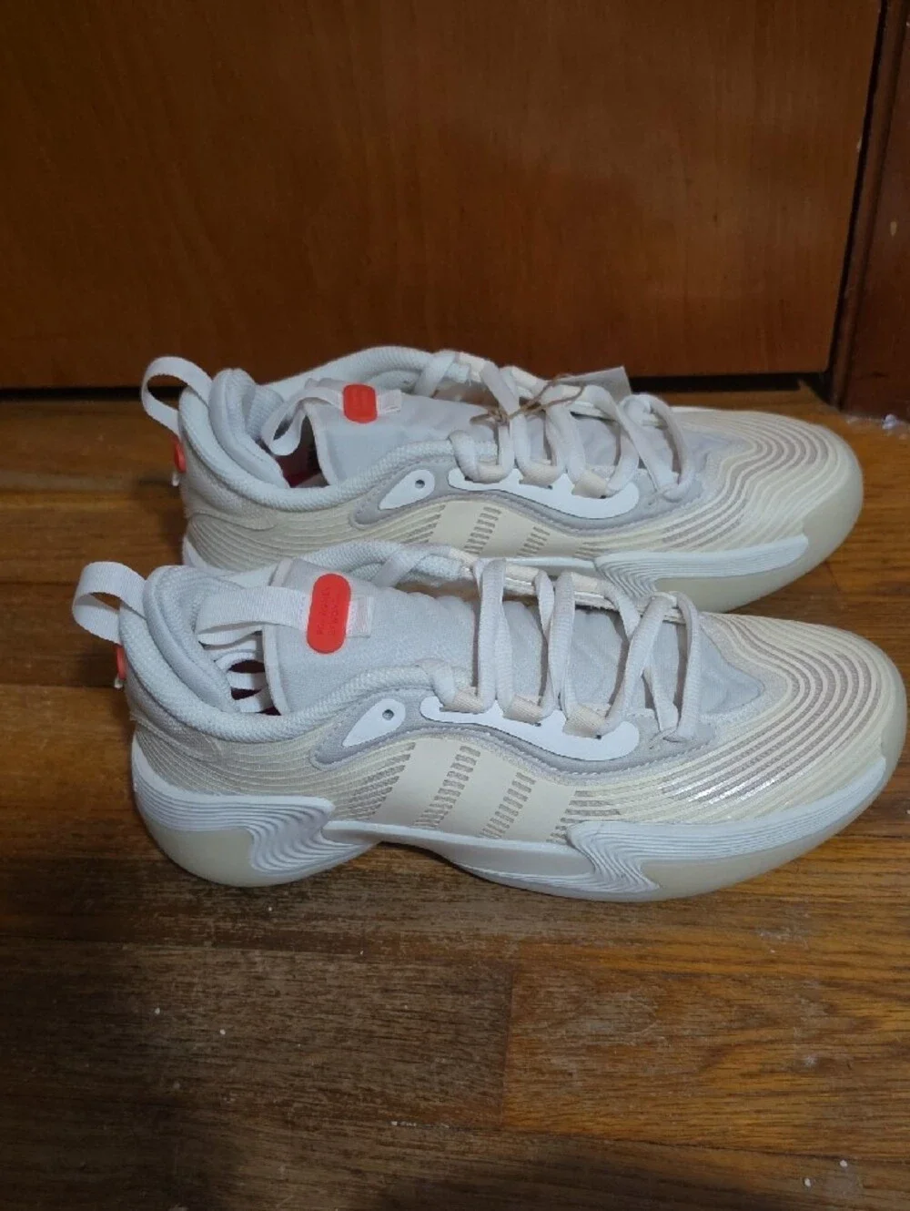 NWT Adidas Exibit Select Cream Women's Athletic Sneakers - Size 7